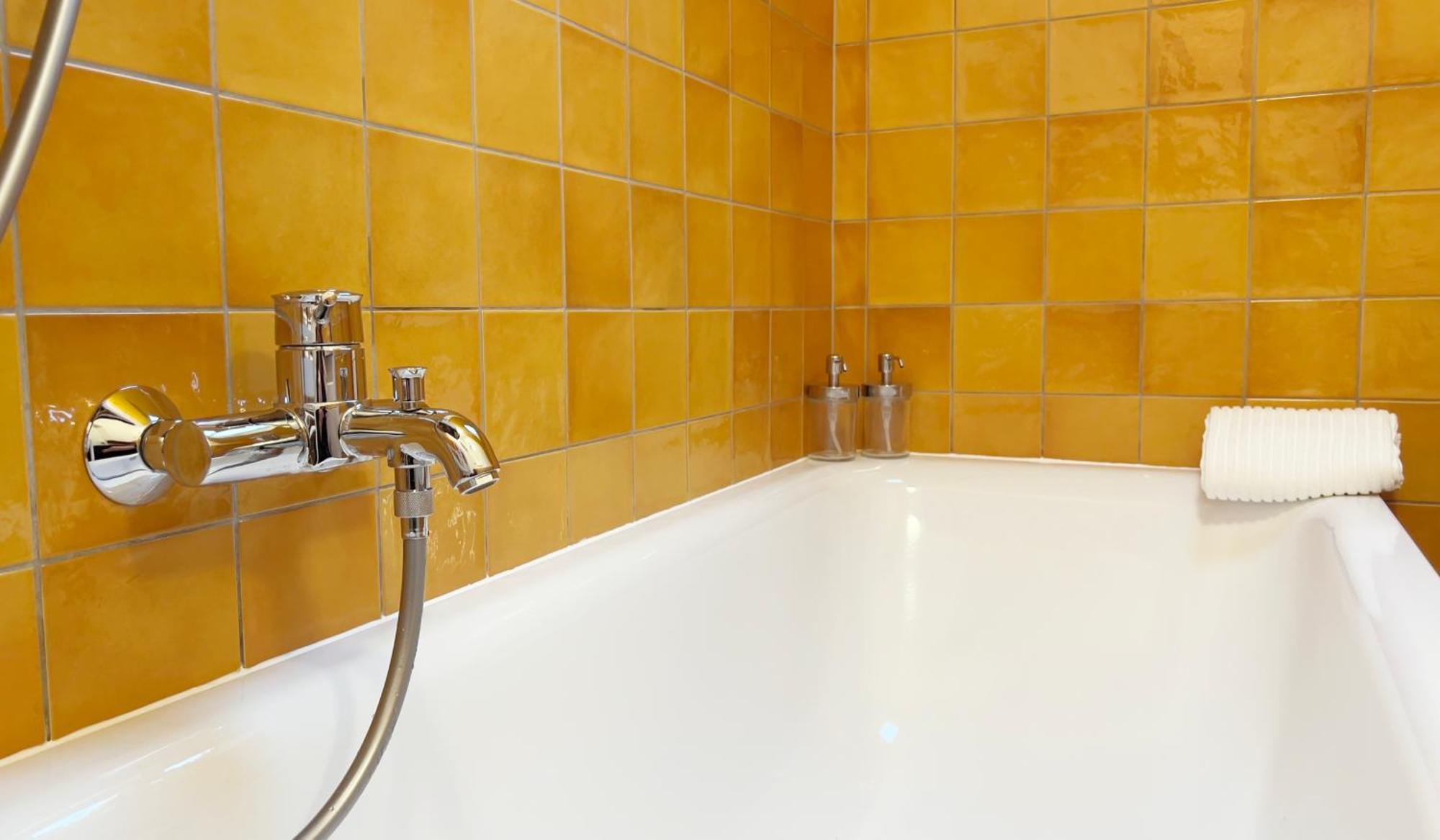 Ferienwohnung Big Flat With Fresh Renovation, Free Parking, Sonyps, Netflix Duisburg Exterior foto